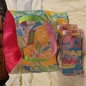 *3/$18 Estee Lauder colorful bag set-has never been used